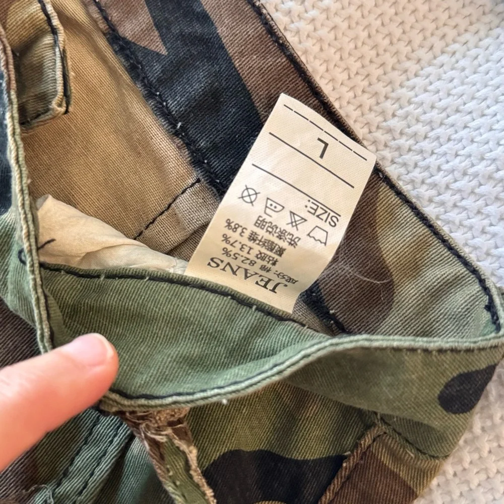 N/A stylish camouflage